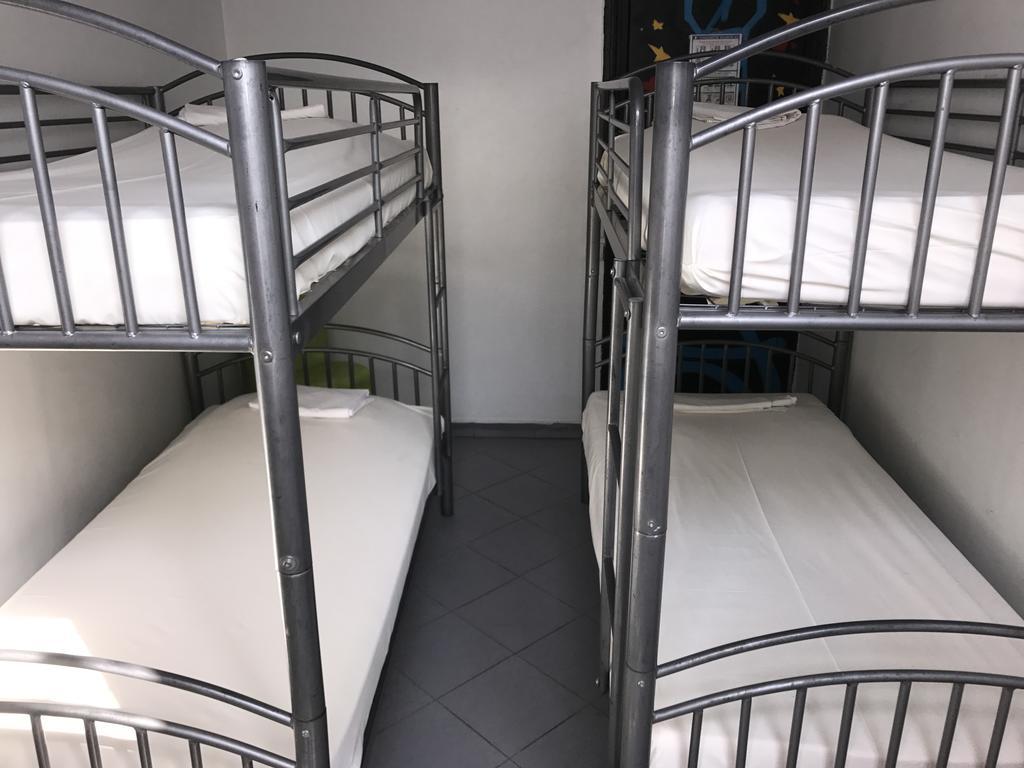 Jacobs Inn Hostel 파리 외부 사진
